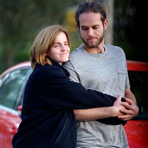 harry potter leo robinton Answer: All About Leo Robinton, Emma Watson's 'Serious' Boyfriend Of Over A Year Emma Watson has purposely kept her love life out of the public eye for years, but yesterday Watson gave a small hint that things are still going strong between her and her California businessman boyfriend of over a